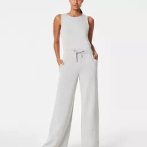 SPANX | AirEssentials® Half Zip Sweater & Wide Leg Pant (Size XS) - Picture 8 of 9